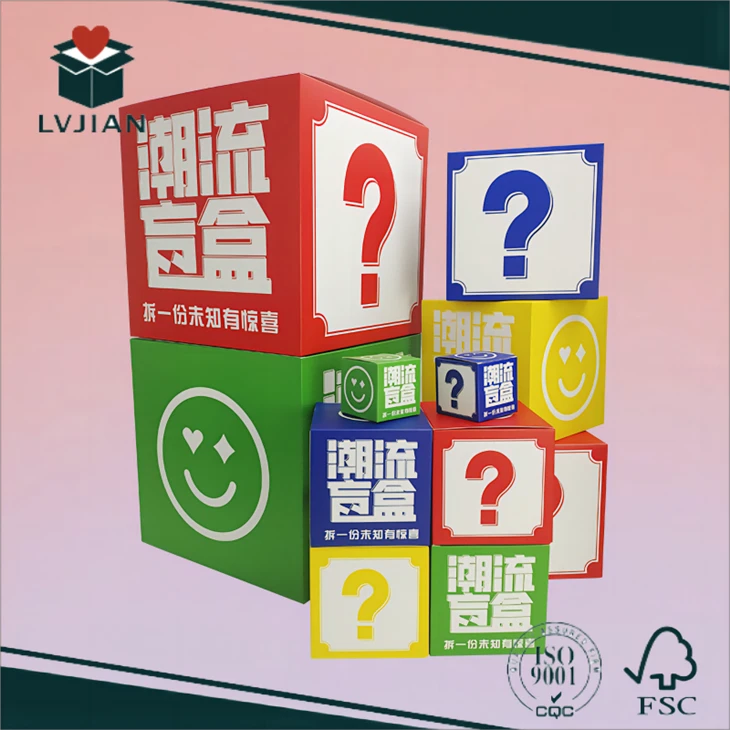 small paper boxes